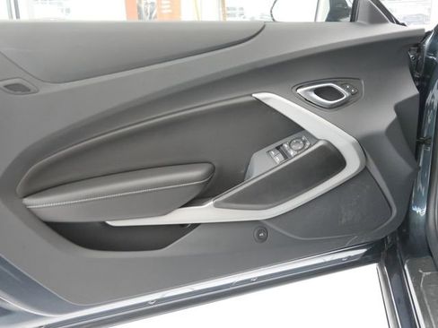 Used 2023 Chevrolet Camaro SS image 9