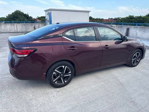 Used 2025 Nissan Sentra SV FWD image 16