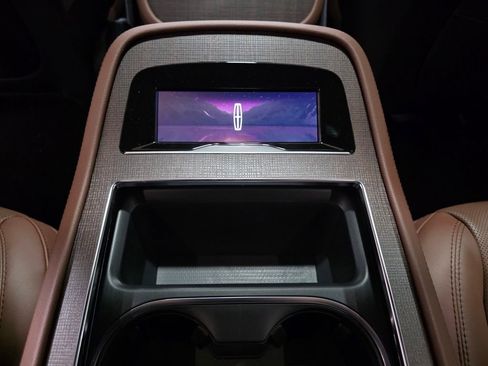 New 2026 Lincoln Navigator Reserve image 21