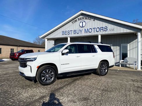 Used 2022 Chevrolet Suburban LT w/ LT Signature Plus Package AWD/4WD image 35