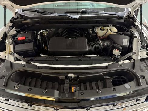 Used 2021 Chevrolet Tahoe Premier w/ Premium Package image 33