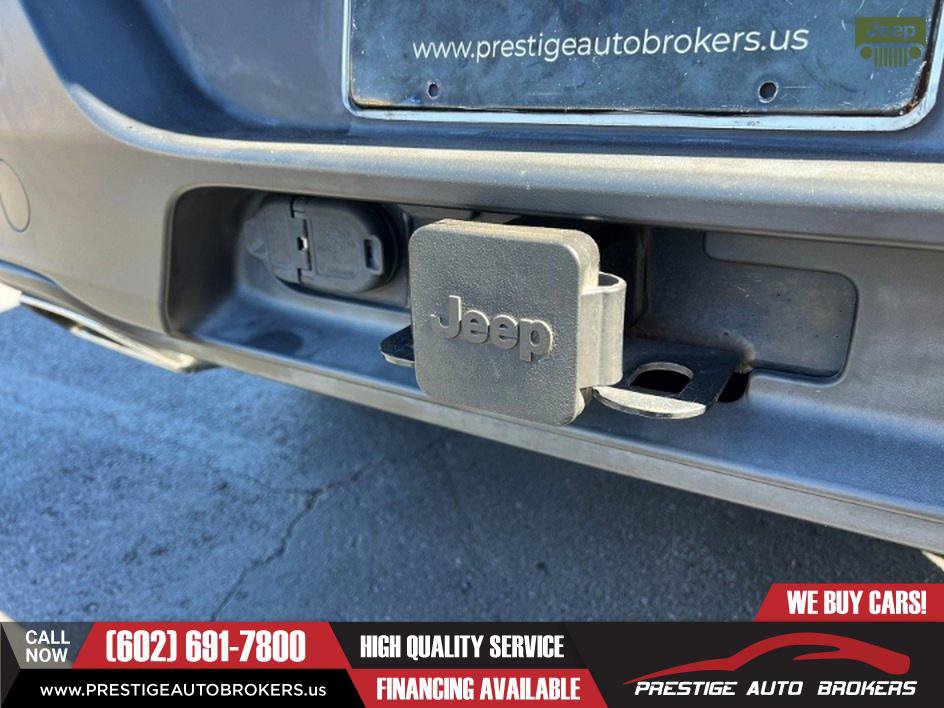 Used 2015 Jeep Cherokee Latitude w/ Comfort/Convenience Group FWD image 16