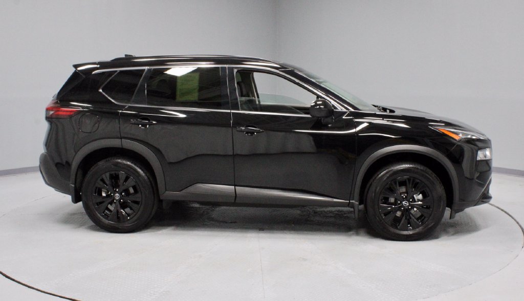 Certified 2023 Nissan Rogue SV w/ SV Premium B Package AWD/4WD image 4