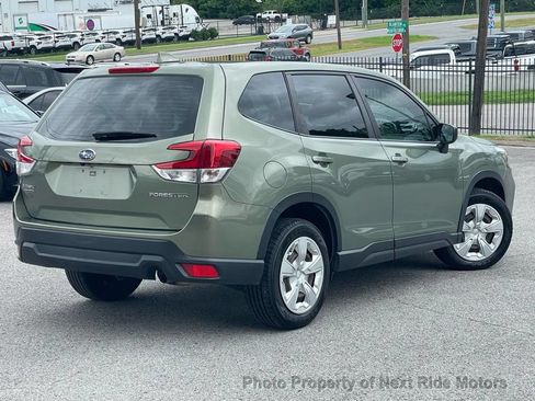 Used 2021 Subaru Forester AWD/4WD image 2