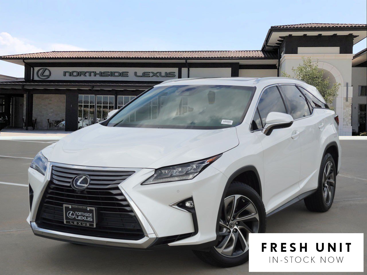 Used 2019 Lexus RX 350L Luxury w/ Accessory Package AWD/4WD image 1