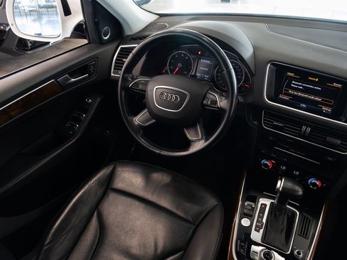 Used 2015 Audi Q5 2.0T Premium Plus w/ Technology Package AWD/4WD image 10