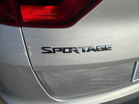 Used 2018 Kia Sportage EX w/ EX Technology Package AWD/4WD image 10