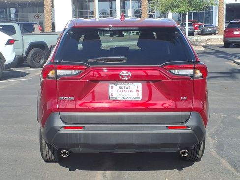 Certified 2025 Toyota RAV4 LE FWD image 5