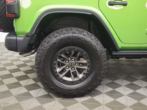 New 2025 Jeep Wrangler Unlimited Rubicon 392 image 31