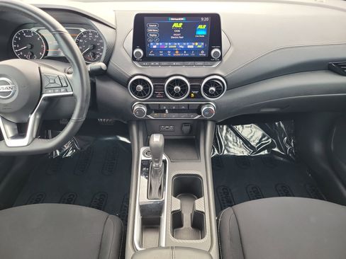 Certified 2023 Nissan Sentra SV image 18