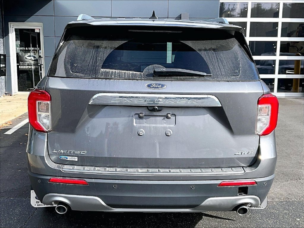 Used 2021 Ford Explorer Limited w/ Equipment Group 301A AWD/4WD image 4