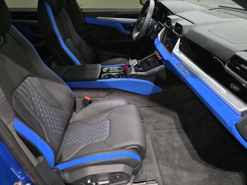 Used 2025 Lamborghini Urus SE image 23