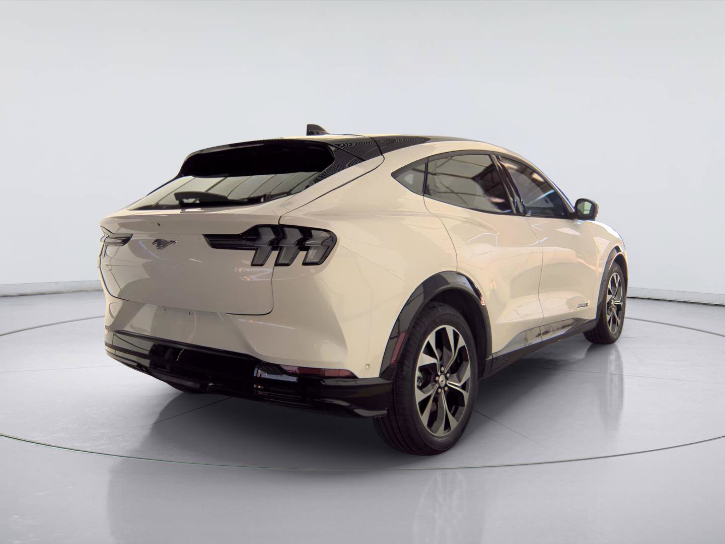 Used 2023 Ford Mustang Mach-E Premium AWD/4WD image 5