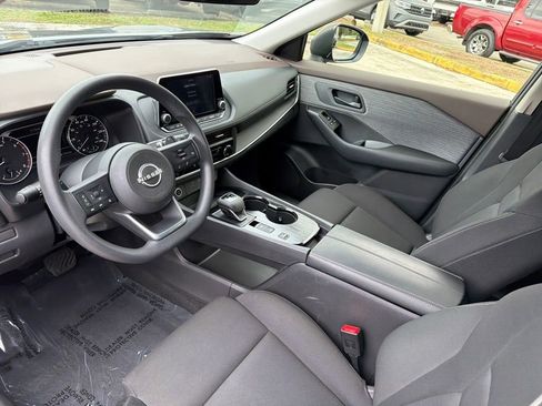 Used 2023 Nissan Rogue S image 13