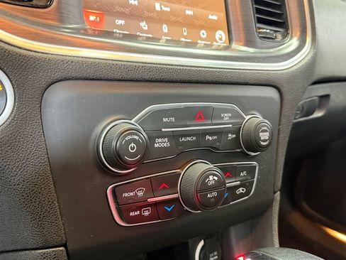 Used 2019 Dodge Charger Scat Pack w/ Stars & Stripes Edition RWD image 21