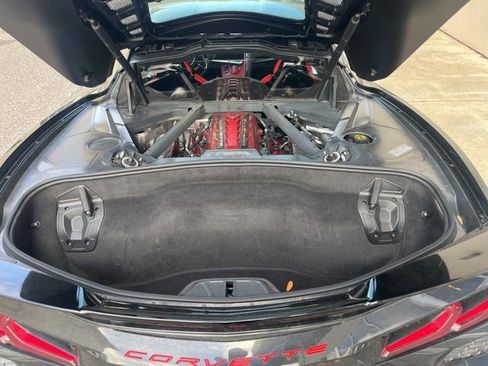 Used 2022 Chevrolet Corvette Stingray Preferred Cpe w/ Z51 Performance Package image 11