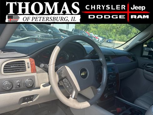Used 2009 Chevrolet Silverado 2500 LTZ w/ Safety Package AWD/4WD image 11