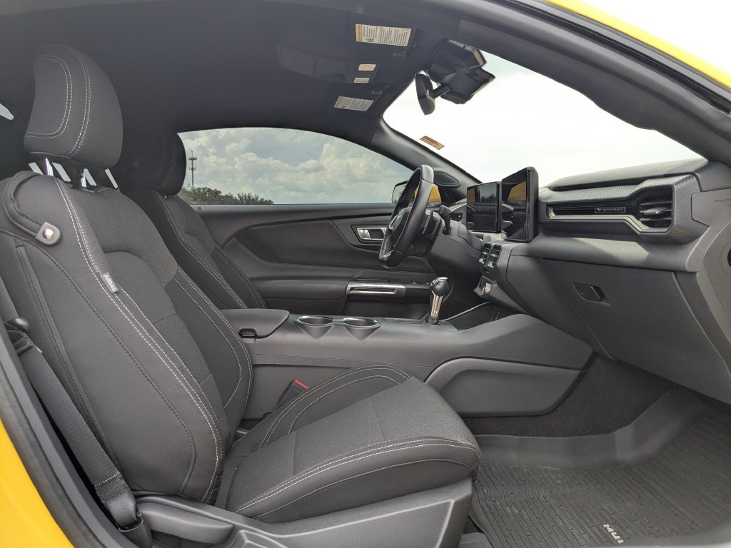 Used 2024 Ford Mustang GT RWD image 16