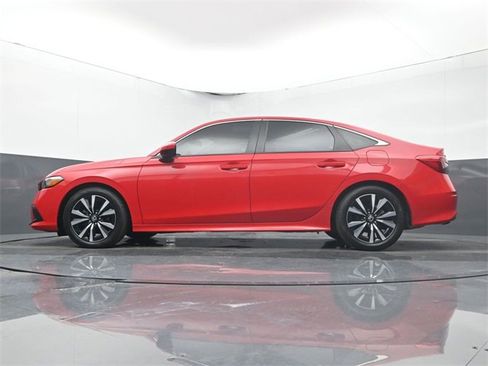 Used 2022 Honda Civic EX image 9