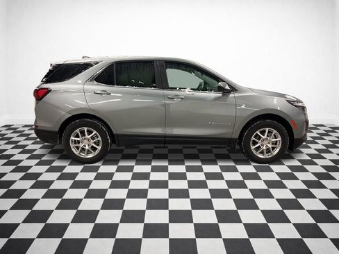 Certified 2024 Chevrolet Equinox LT image 2