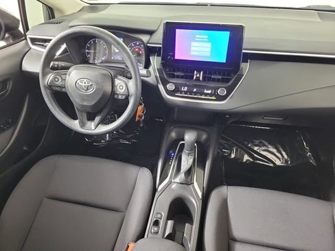 Used 2025 Toyota Corolla LE FWD image 15