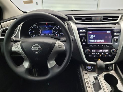 Used 2017 Nissan Murano S image 22
