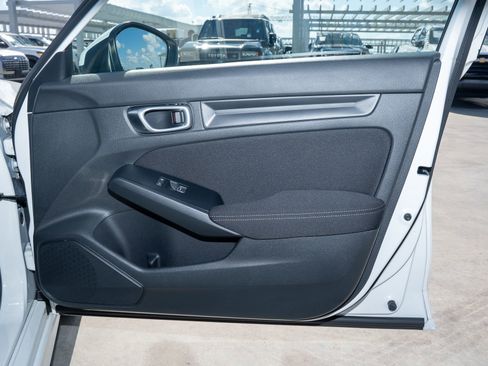 Used 2024 Honda Civic LX image 13