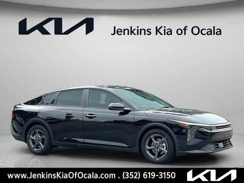 New 2026 Kia K4 FWD image 1