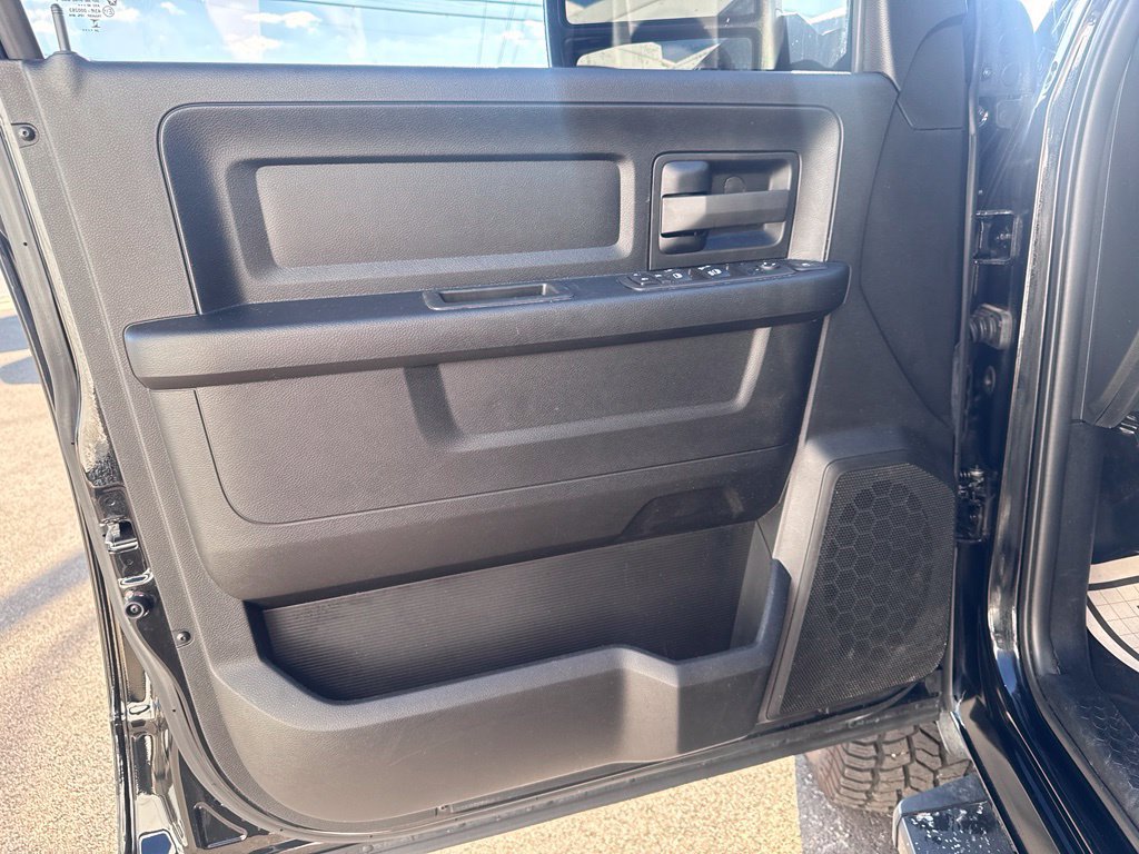 Used 2024 RAM 2500 Tradesman AWD/4WD image 9