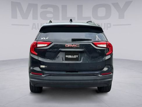 Used 2023 GMC Terrain SLE w/ Driver Convenience Package AWD/4WD image 4