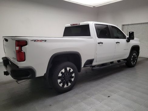Used 2020 Chevrolet Silverado 2500 Custom w/ Custom Value Package AWD/4WD image 10