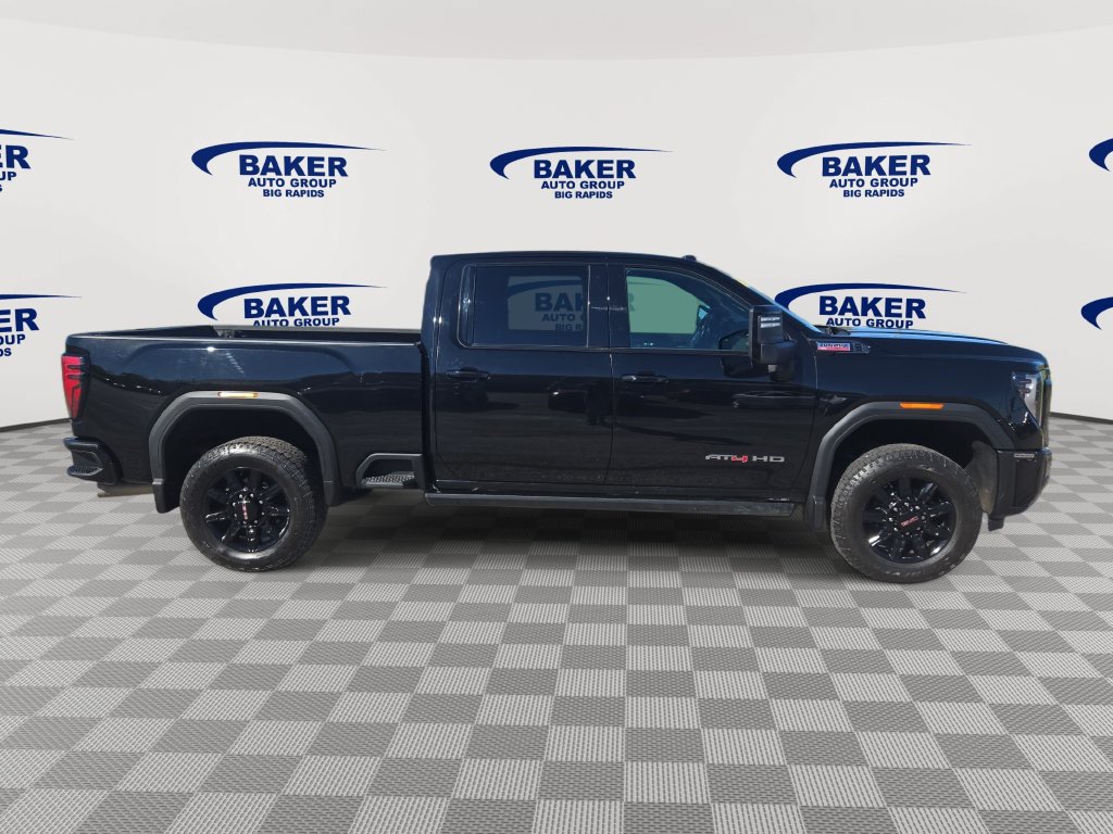 Used 2024 GMC Sierra 2500 AT4 w/ AT4 Premium Plus Package AWD/4WD image 2