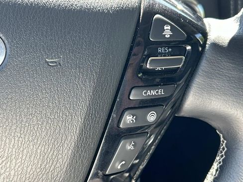 Used 2024 INFINITI QX80 Luxe RWD image 32