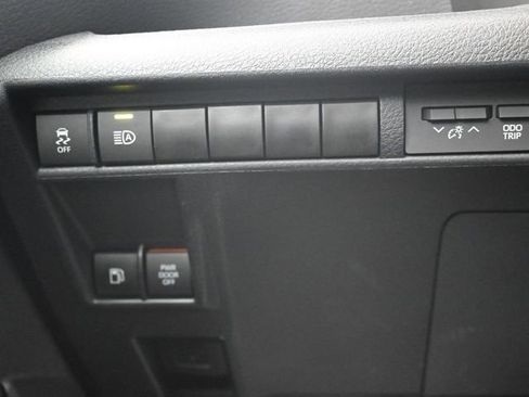 Used 2023 Toyota Sienna XSE image 16