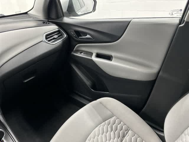 Used 2020 Chevrolet Equinox LT FWD image 13