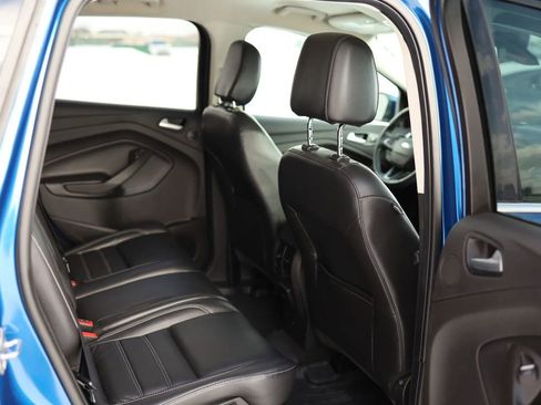 Used 2019 Ford Escape Titanium image 53