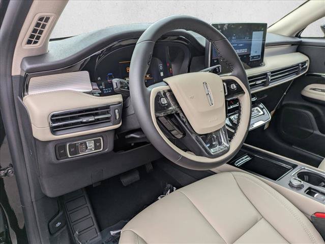 New 2026 Lincoln Corsair Premiere FWD image 3