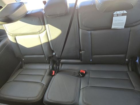 New 2025 Ford Expedition Active image 6