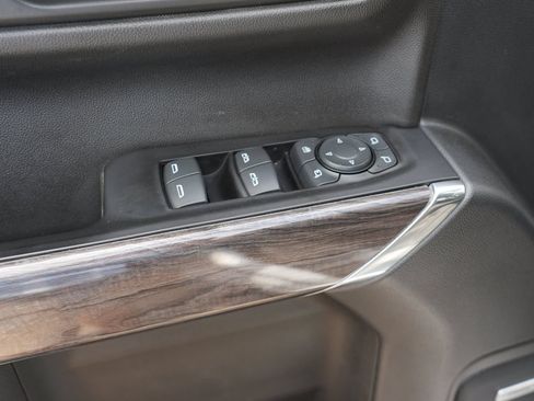 Used 2019 Chevrolet Silverado 1500 LTZ w/ LTZ Premium Package AWD/4WD image 16