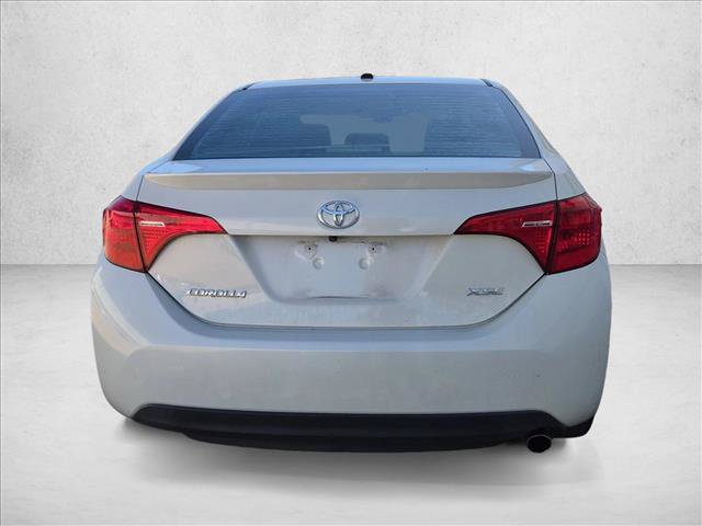 Used 2018 Toyota Corolla XSE FWD image 6
