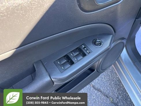 Used 2011 Dodge Caliber Mainstreet image 13