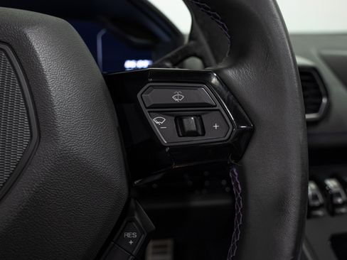 Used 2020 Lamborghini Huracan EVO AWD/4WD image 48