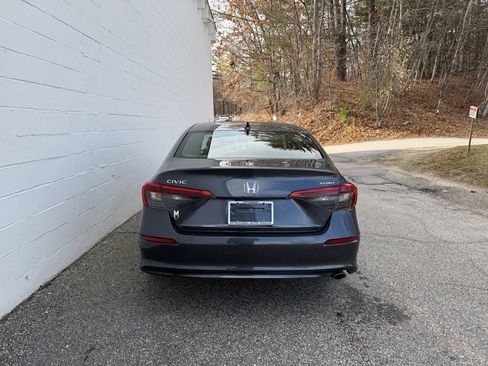 Used 2023 Honda Civic Sport image 18
