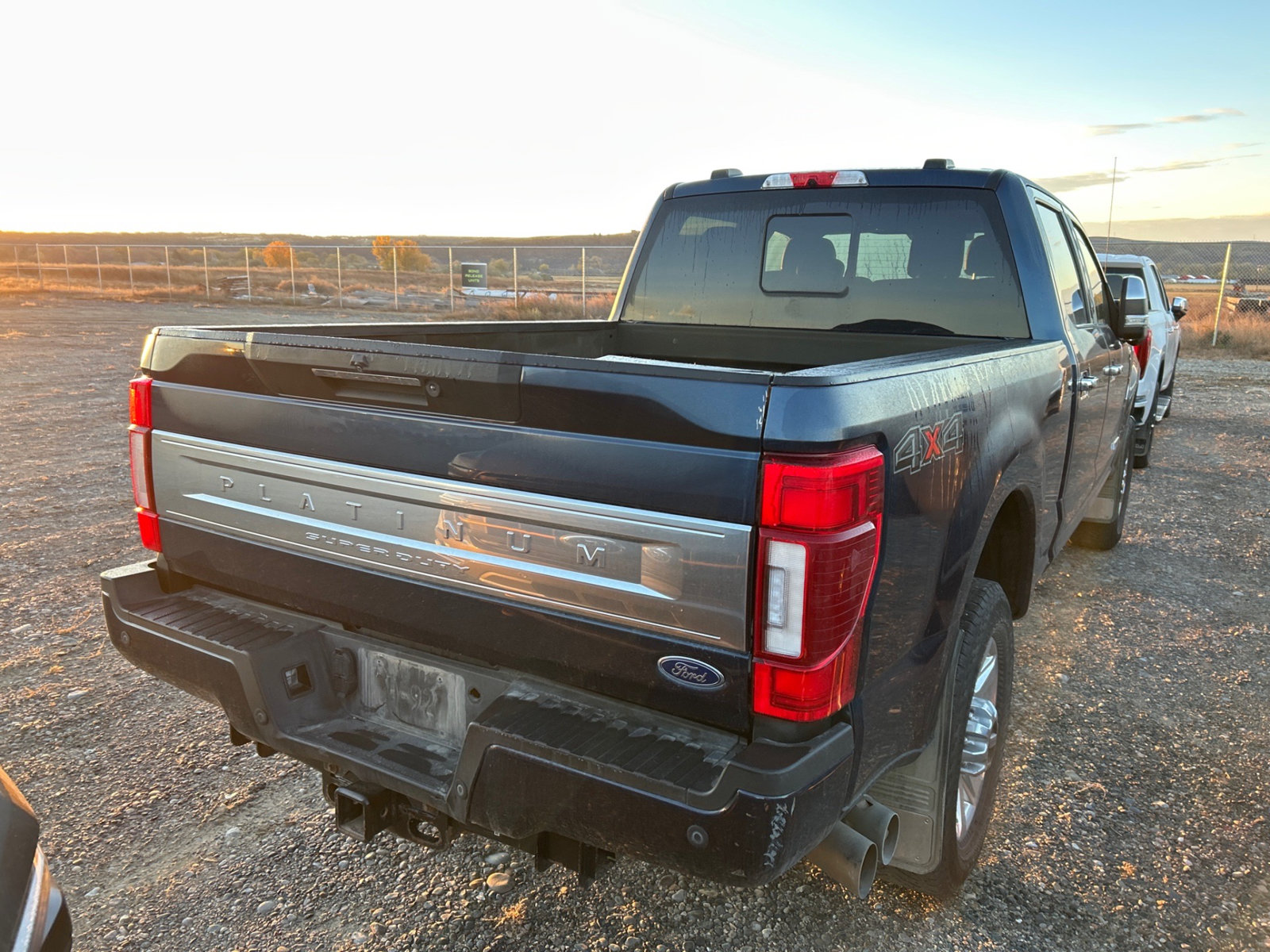 Used 2020 Ford F350 Platinum AWD/4WD image 3