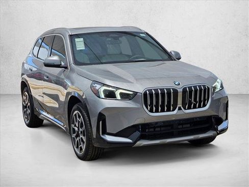 Used 2026 BMW X1 xDrive28i w/ Technology Package AWD/4WD image 3