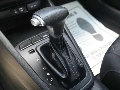 Used 2020 Kia Rio S FWD image 34