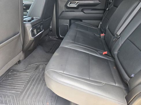 Used 2024 Chevrolet Silverado 2500 LTZ w/ LTZ Convenience Package AWD/4WD image 28