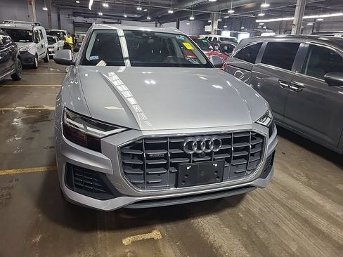 Used 2019 Audi Q8 Premium Plus AWD/4WD image 2