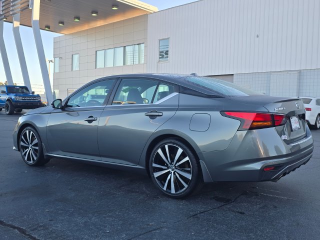 Used 2021 Nissan Altima 2.5 SR w/ SR Premium Package FWD image 5