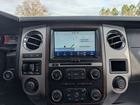 Used 2017 Ford Expedition EL King Ranch image 16